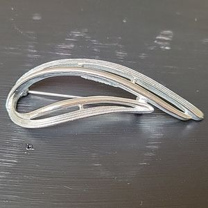 Vintage Sarah Coventry Silvertone 1960 Brooch